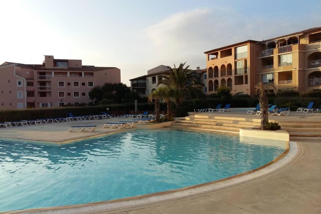Magnifique Rez De Jardin & Piscine & Bord De Mer Lägenhet Six-Fours-les-Plages Exteriör bild