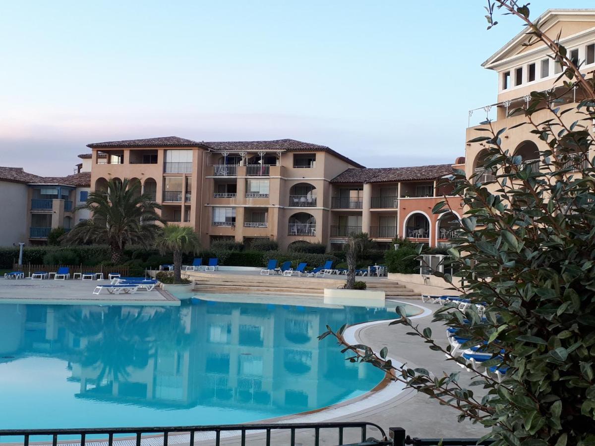 Magnifique Rez De Jardin & Piscine & Bord De Mer Lägenhet Six-Fours-les-Plages Exteriör bild